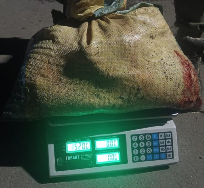 Сотрудниками ДПС в Добринском районе задержаны подозреваемые в краже более 30 кг рыбы