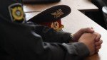 В Добринском районе полицейские задержали подозреваемого в краже сотового телефона